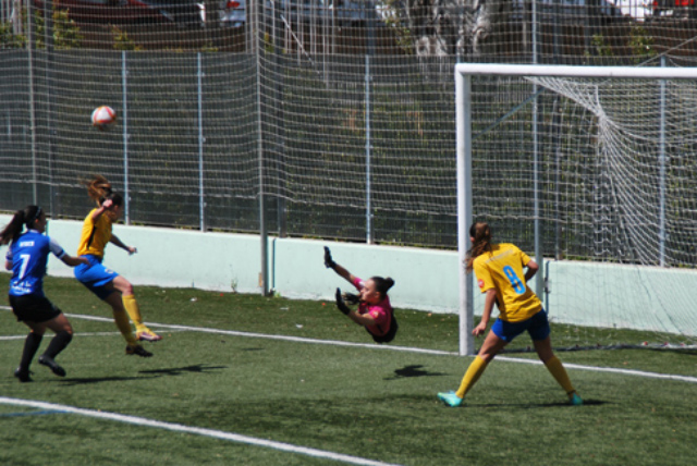 Futbol fem CCE Font Santa-Sant Lluís
