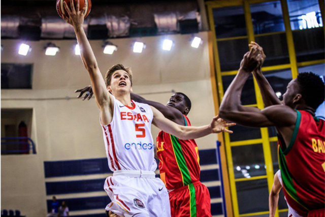 Álvaro Sanz, primer fichaje Hestia Menorca 22-23