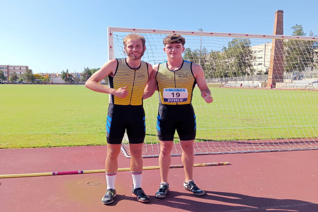 Lô Esport-2ª División-Bernat Tarrago i Guillermo Reus segunda