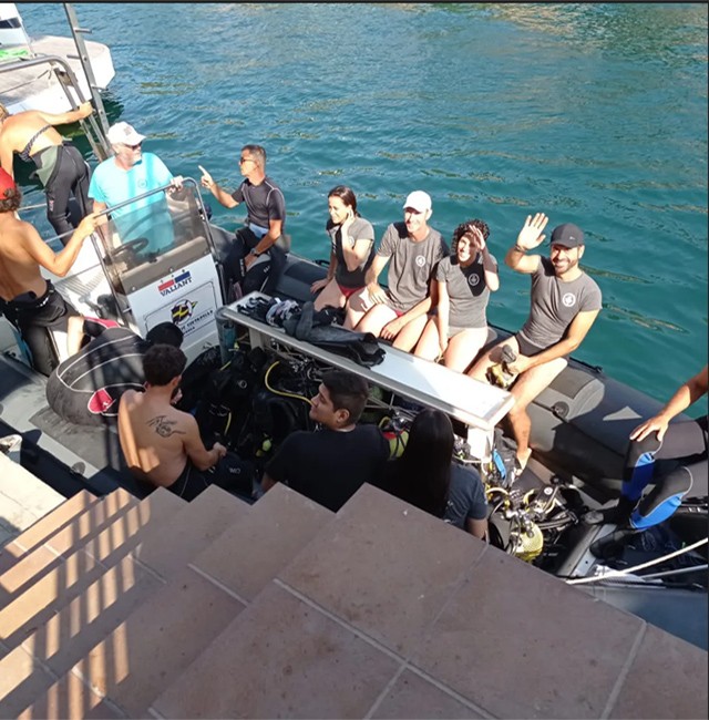 Batejos de submarinisme a n'Es Nàutic