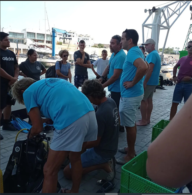 Batejos de submarinisme a n'Es Nàutic