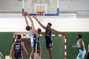 Basquet LEB Hestia Menorca-Sant Antoni