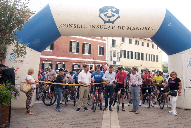 Volta Cicloturista Internacional a Menorca 22_1