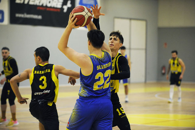 Basquet EBA Pinta B CB Es Castell- Igualada