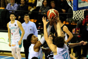 Basquet LEB Hestia Menorca-Mollet