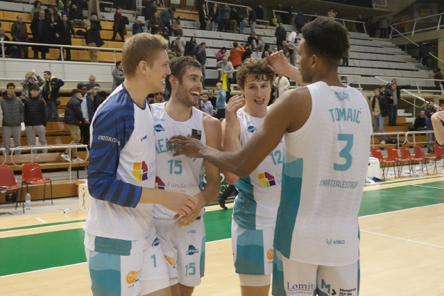 Basquet LEB Huesca-Hestia Menorca