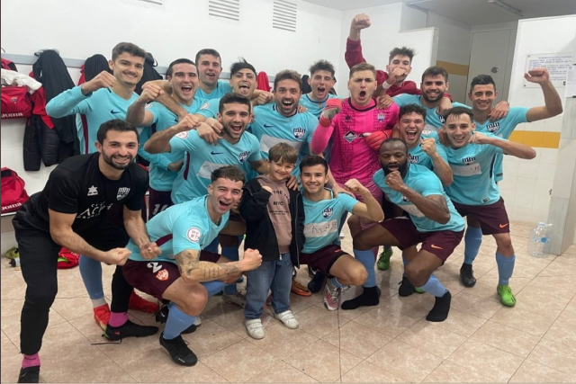 Alegria CE Mercadal tras ganar en Sóller