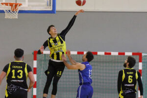 Basquet EBA Pinta B CB Es Castell- Sese