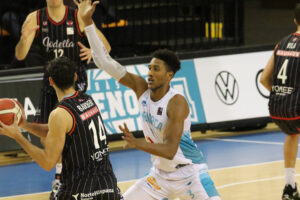 Basquet LEB Plata Hestia Menorca-l'Horta_FIOL7854