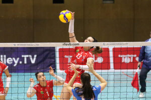 Challenge Cup de voleibol Avarca de Menorca-VK Prostêjov