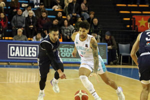 Bàsquet LEB Hestia Menorca-Cornellà