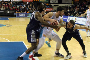 Bàsquet LEB Hestia Menorca-Cornellà