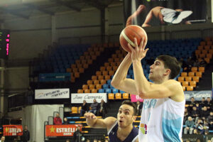 Bàsquet LEB Hestia Menorca-Cornellà