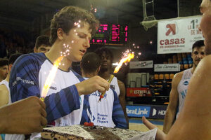 Bàsquet Hestia Menorca- La Roda Play off