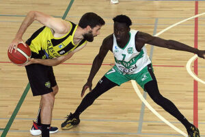 Basquet EBA Pinta B CB Es Castell- Quart Play Out