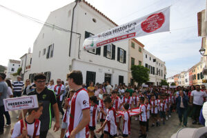 Desfile Centenari CE Mercadal
