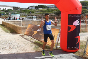 Juan Moreno ganador de la tradicional ‘Cursa de La Mola’