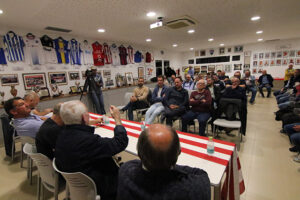 Xerrada 5 entrenadors per centenari CE Mercadal