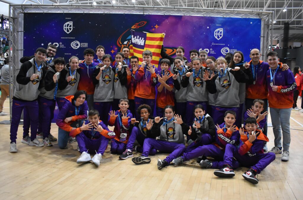 Expedició balear medalles (3200x2400)