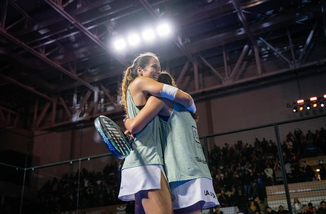 Gemma Triay y Claudia Fernández