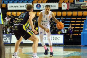 Hestia Menorca- Ourense_FIOL7022