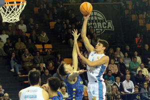 Basquet LEB Or Hestia Menorca-Oviedo_FIOL9705