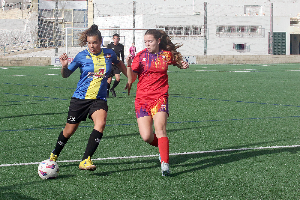Fútbol fem UD Mahón- Collerense