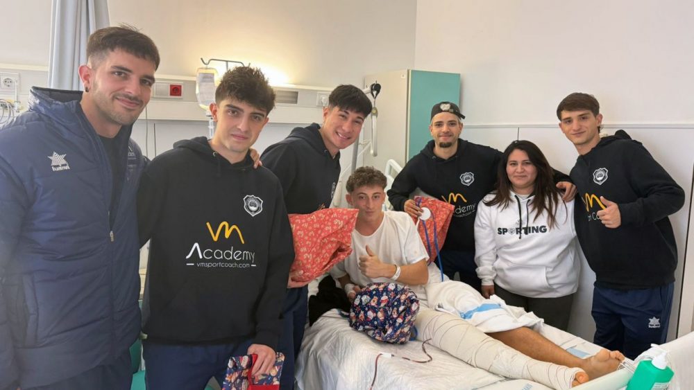 GfLNs0IWoAAt6_j-1000x563