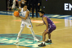 Basquet 1º FEB Hestia Menorca- Palencia