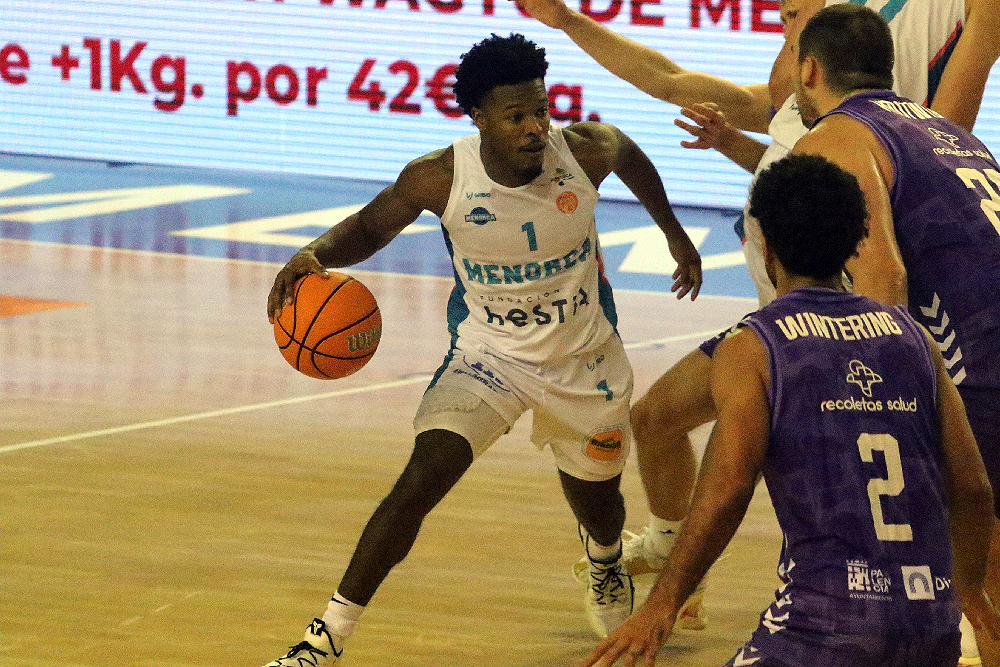 Basquet 1º FEB Hestia Menorca- Palencia_FIOL1158