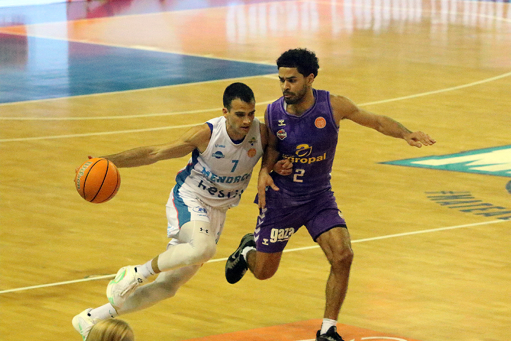 Basquet 1º FEB Hestia Menorca- Palencia