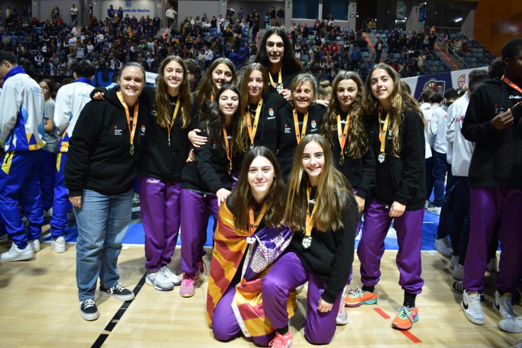 INFANTIL FEMENÍ VUITENES D'ESPANYA (3200x2400)