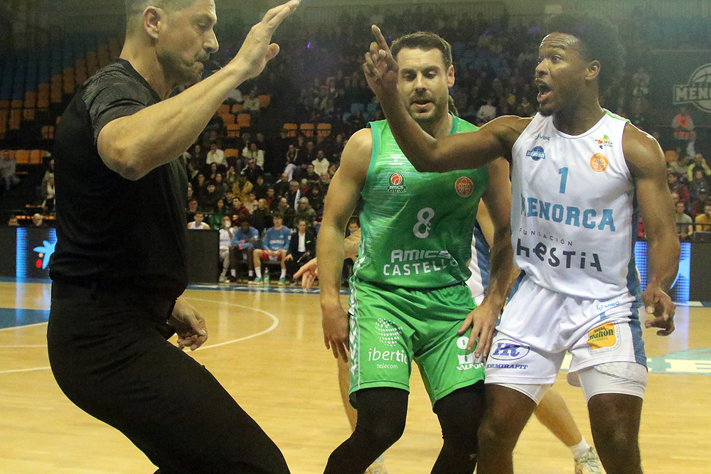 Basquet 1º FEB Hestia Menorca- Amics Castelló_FIOL2647