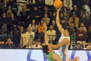 Basquet 1º FEB Hestia Menorca- Amics Castelló