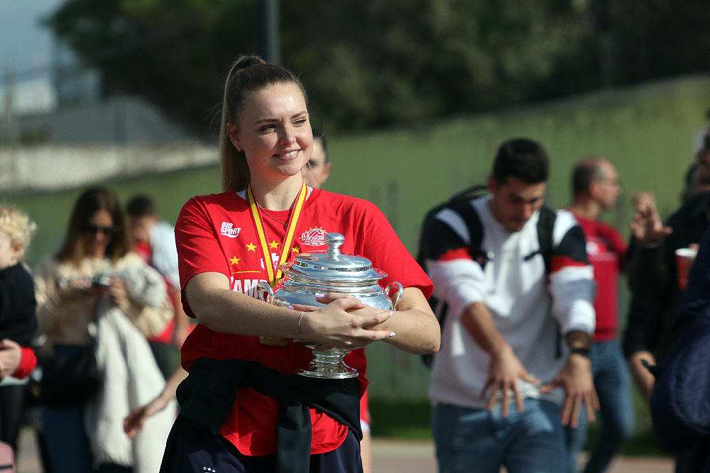Celebración Avarca de Menorca-capeonas Copa Reina 25