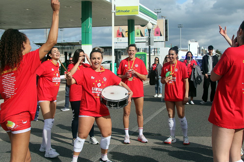Celebración Avarca de Menorca-capeonas Copa Reina 25