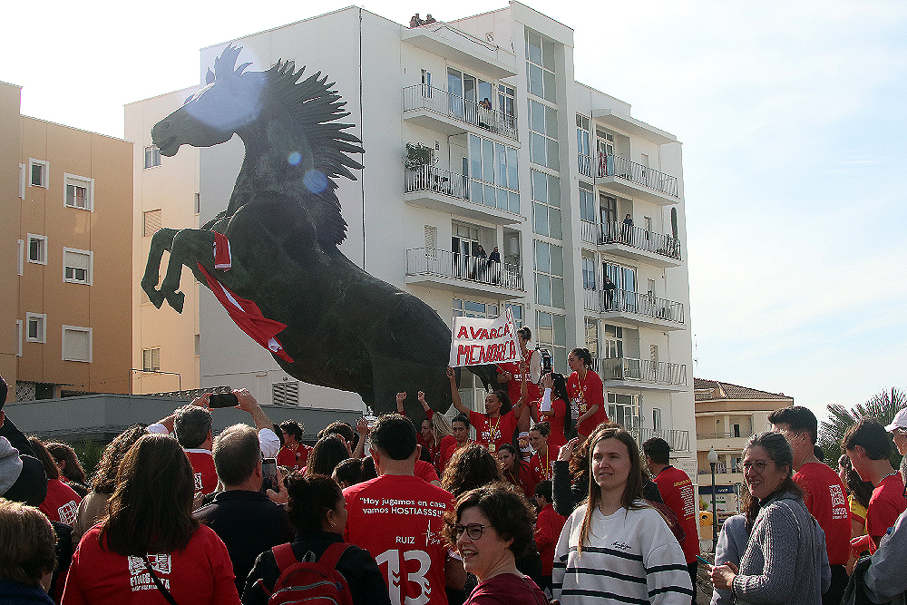 Celebración Avarca de Menorca-capeonas Copa Reina 25