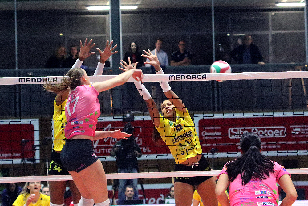 Cuartos Copa de La Reina 25 CV Sayre CC La Ballena-Hidramar Emalsa Gran Canaria