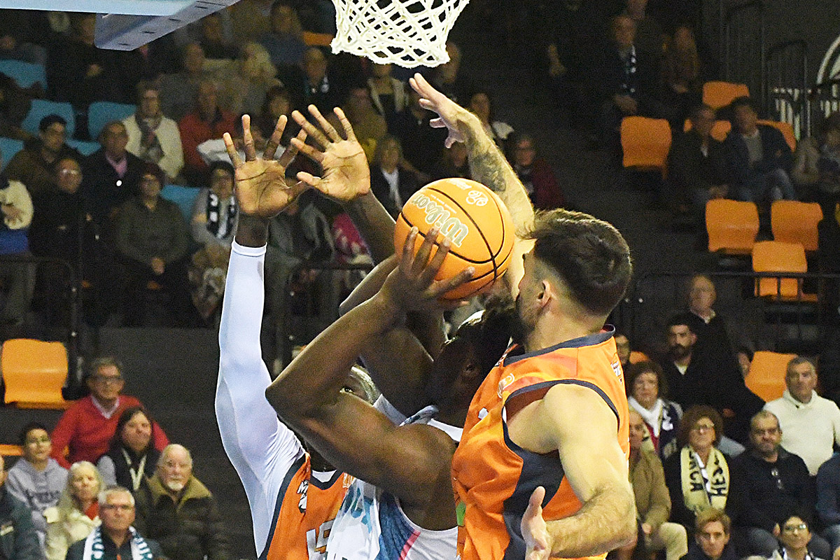 tm160225001hestia_basquetmenorca_moron_de_la_frontera