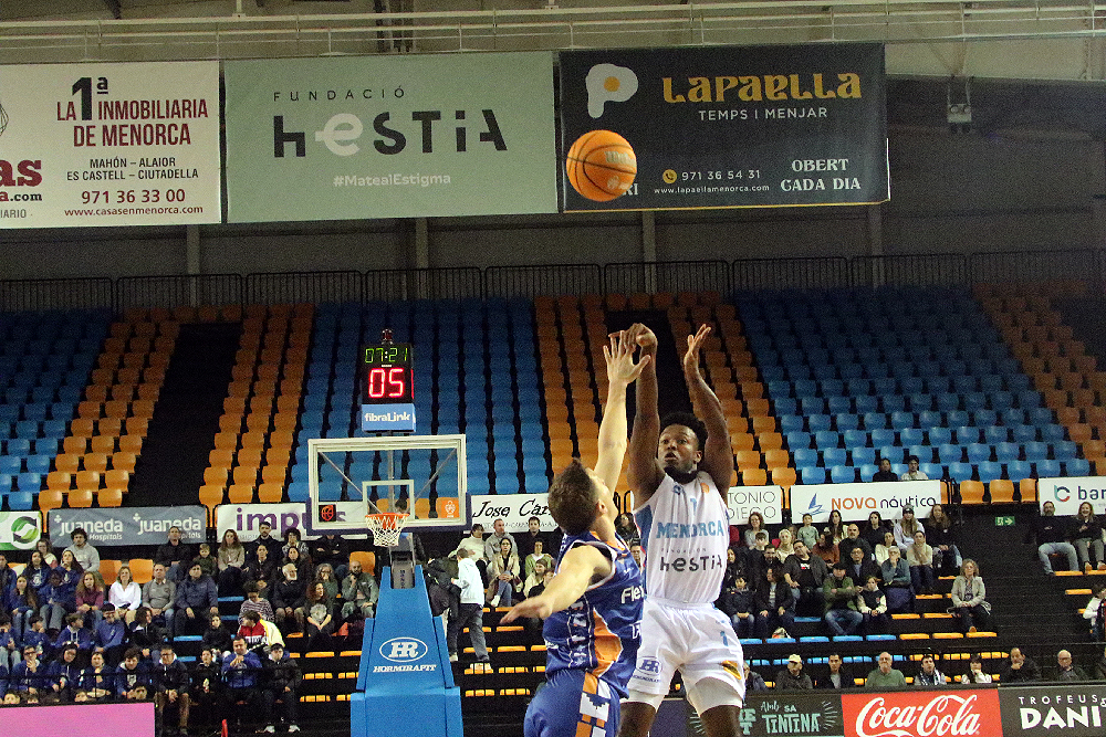 Basquet 1º FEB Hestia Menorca- Fuenlabrada