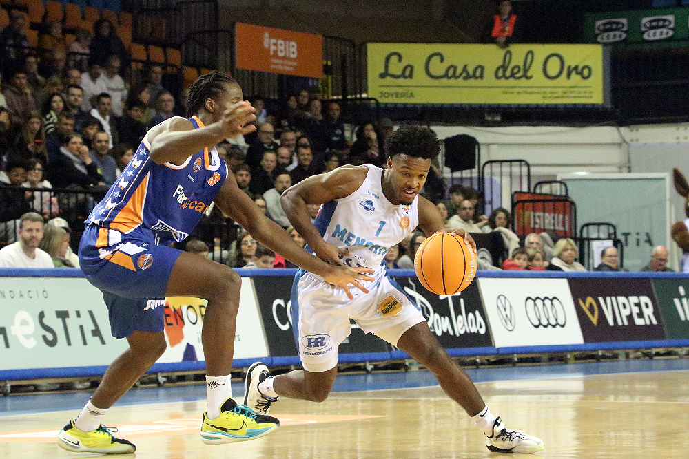 Basquet 1º FEB Hestia Menorca- Fuenlabrada