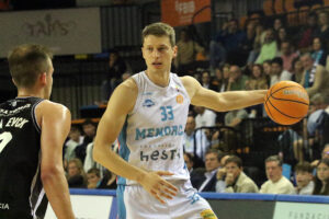 Basquet 1º FEB Hestia Menorca- Cartagena