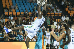 Hestia Menorca-Palmer Basket Mallorca en el Trofeo Aon