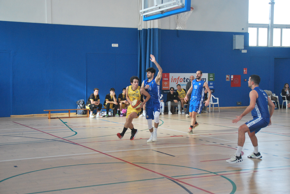 Basquet Sant Lluís-Es Castell Balear mas