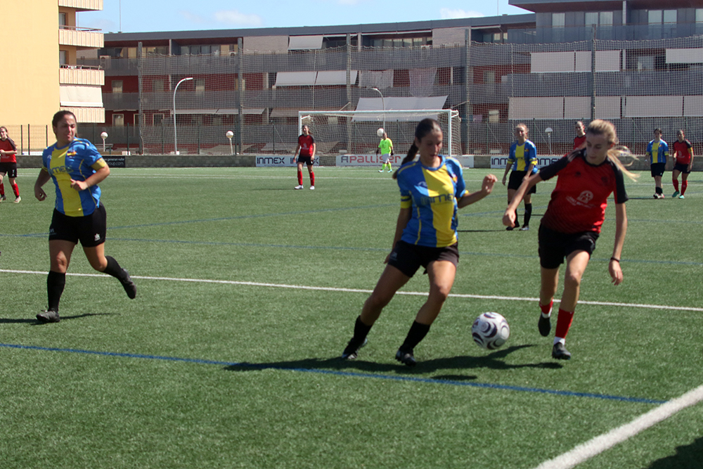 Futbol fem Aut 26 UD Mahón-Sineu