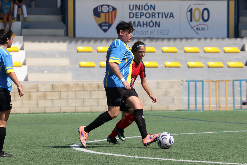 Futbol fem Aut 26 UD Mahón-Sineu