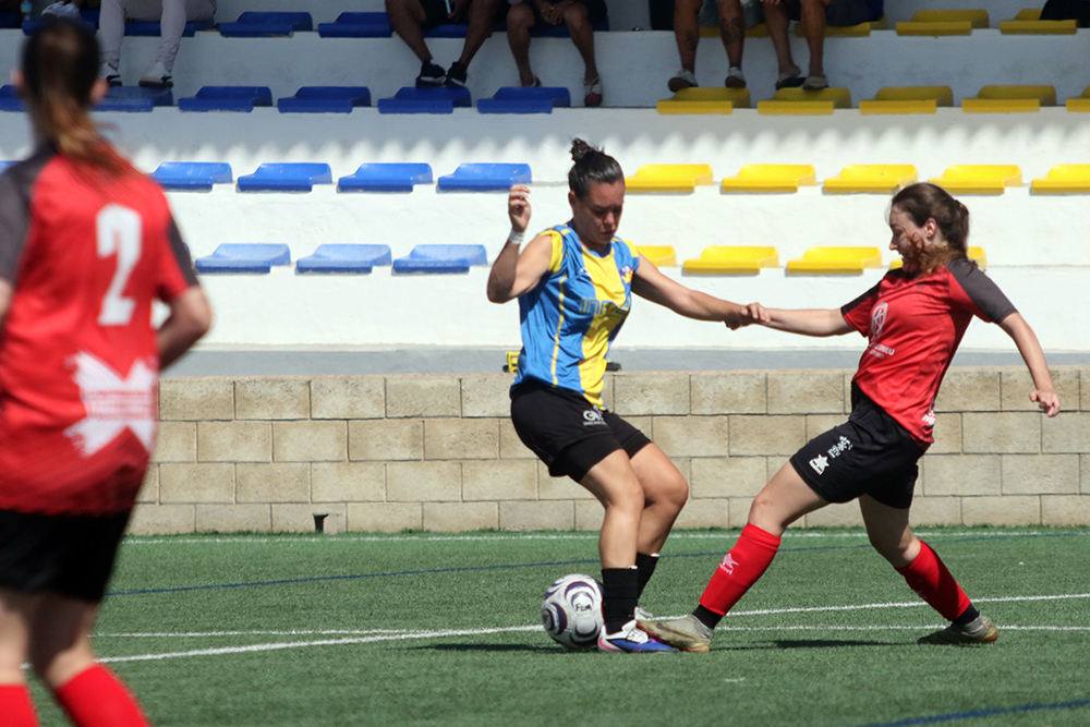 Futbol fem Aut 26 UD Mahón-Sineu