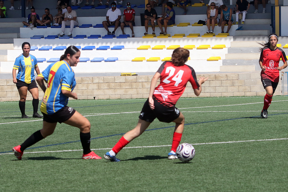 Futbol fem Aut 26 UD Mahón-Sineu