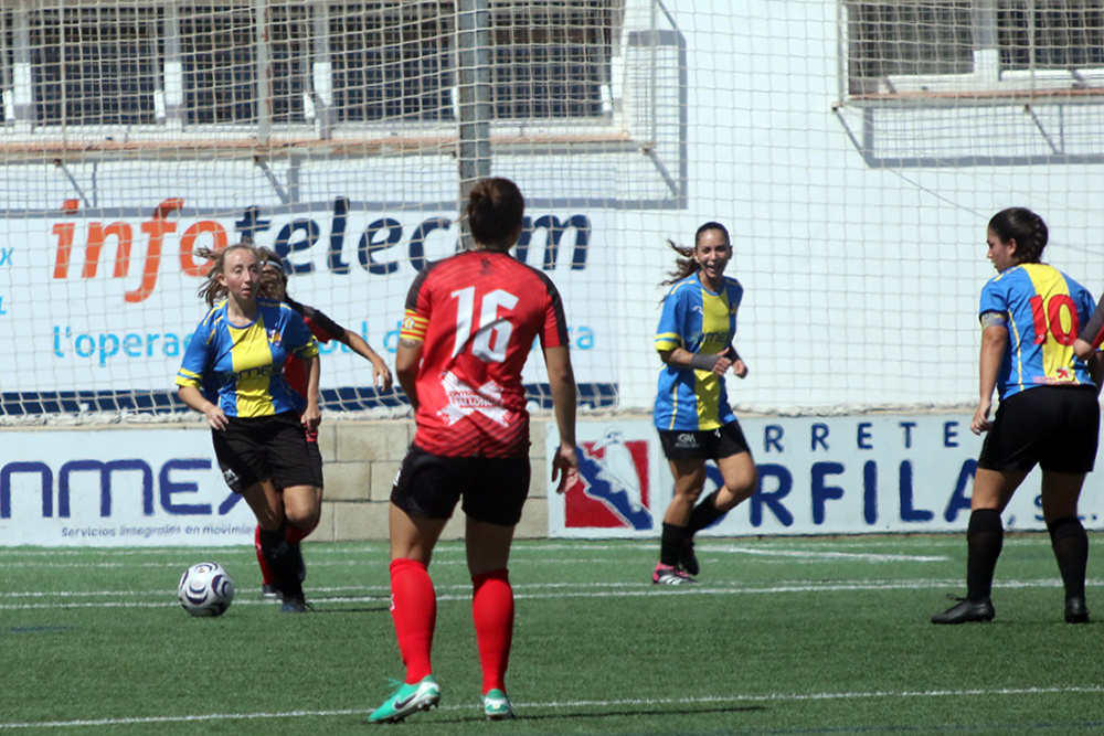 Futbol fem Aut 26 UD Mahón-Sineu